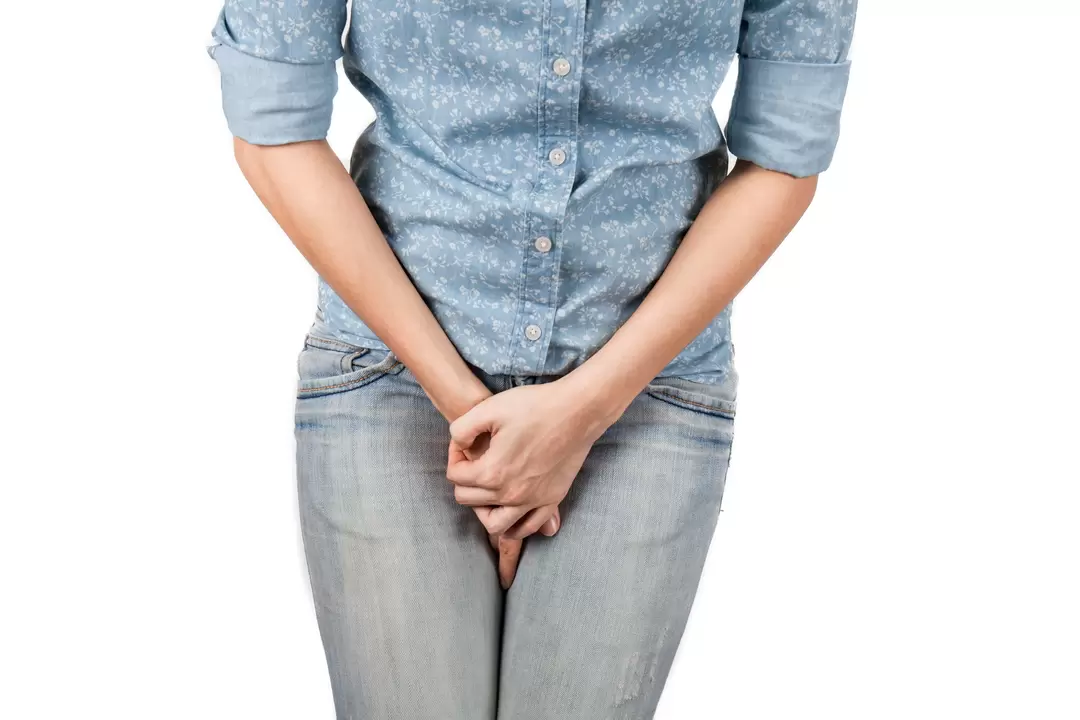 Urine incontinence and treatment with femixal capsules